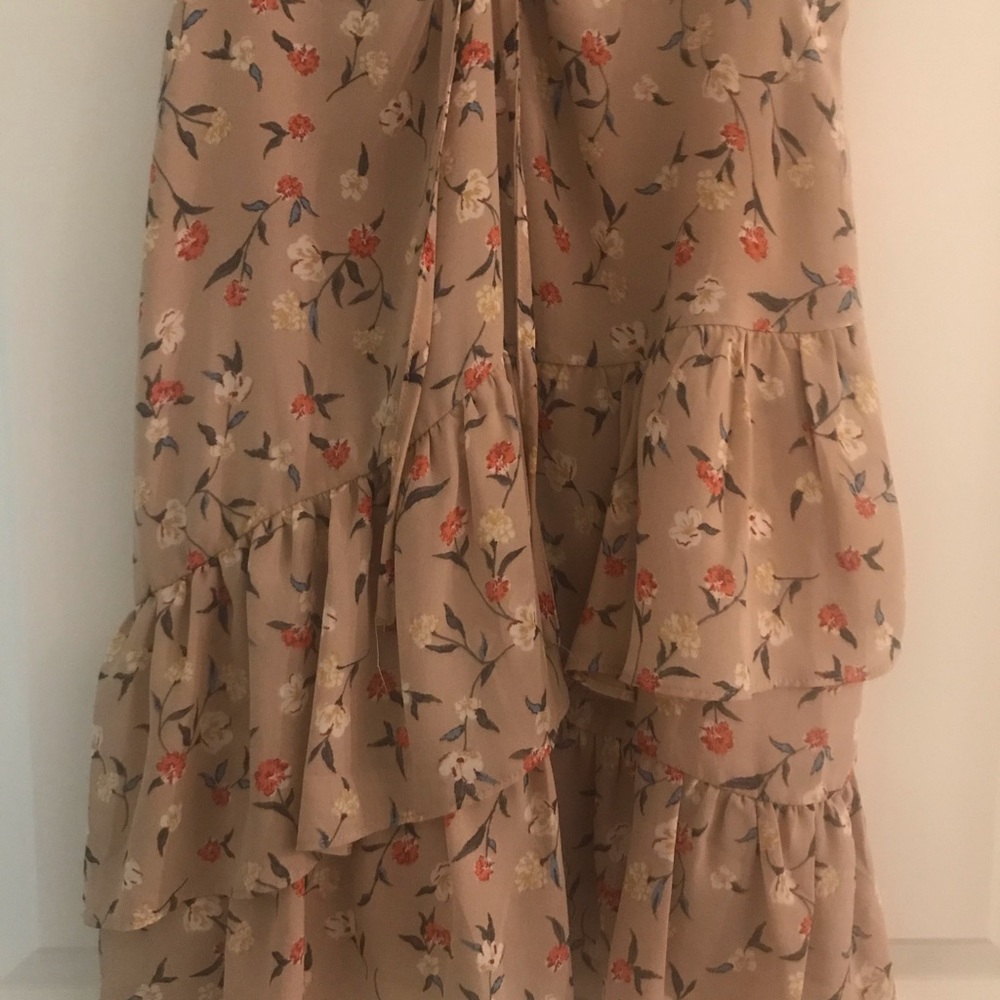 J.O.A. Ruched Front Ruffle Dress - Picture 10 of 13